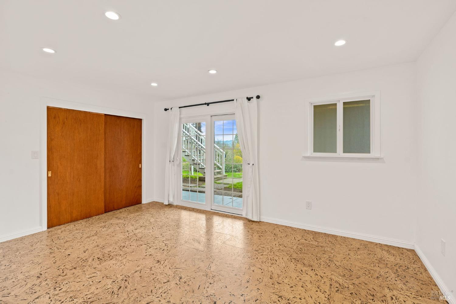 10 Chapel Hill Drive