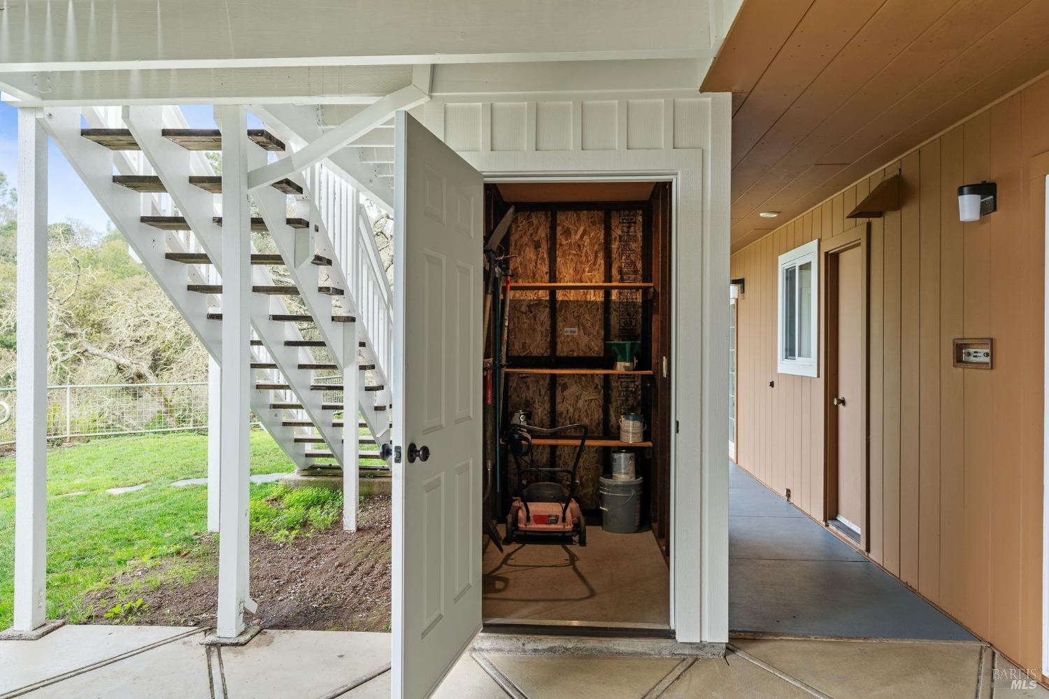 10 Chapel Hill Drive