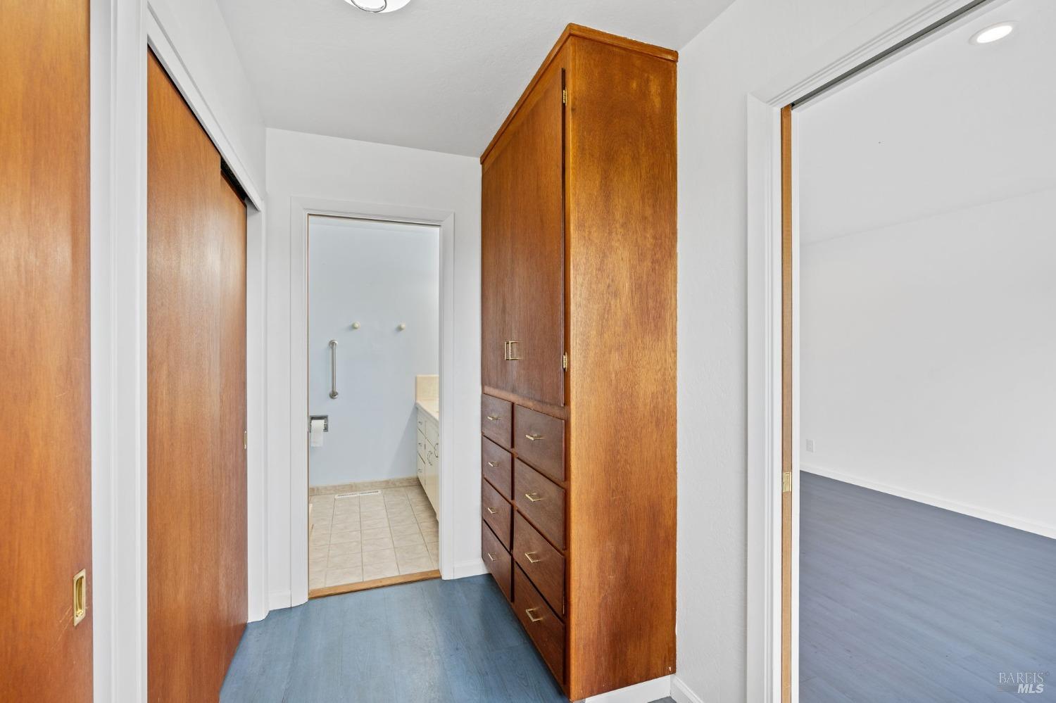 10 Chapel Hill Drive