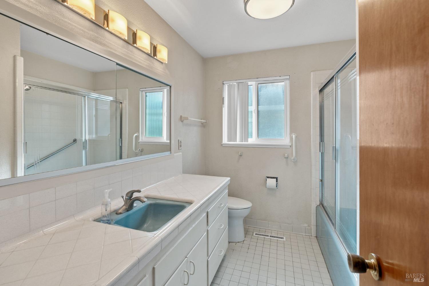 10 Chapel Hill Drive