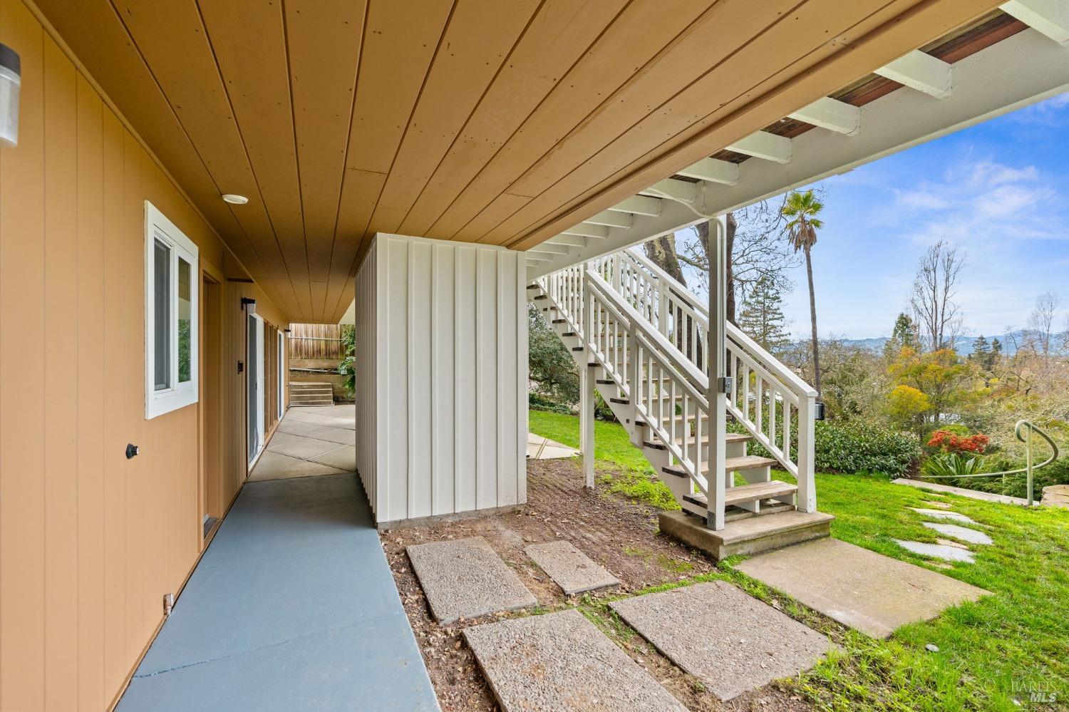 10 Chapel Hill Drive