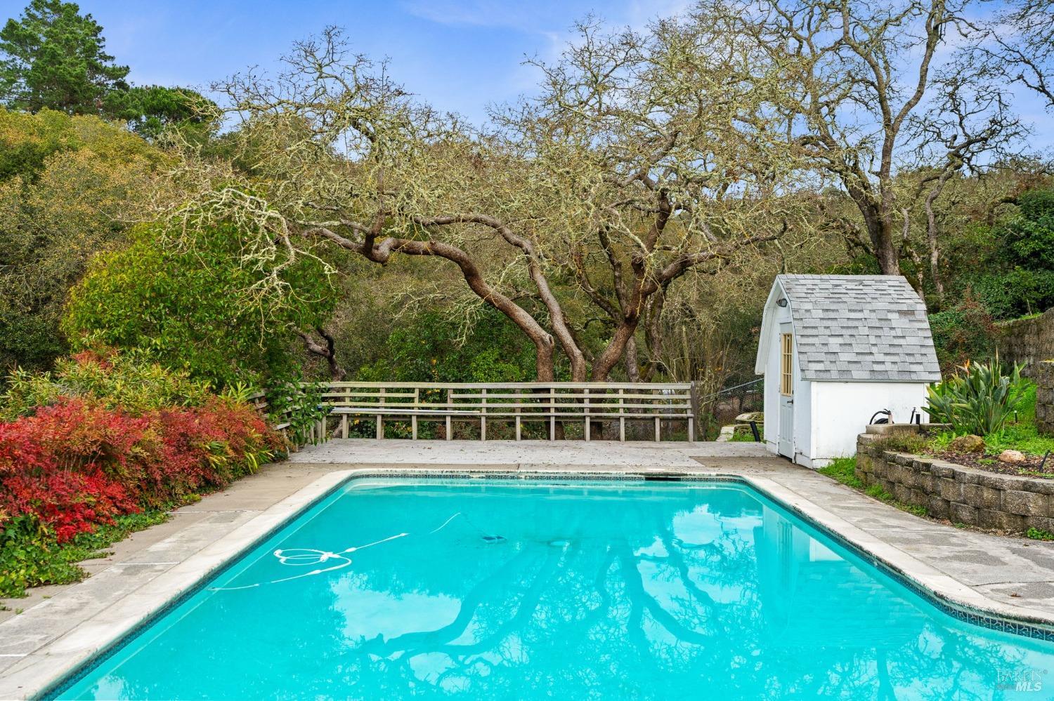 10 Chapel Hill Drive