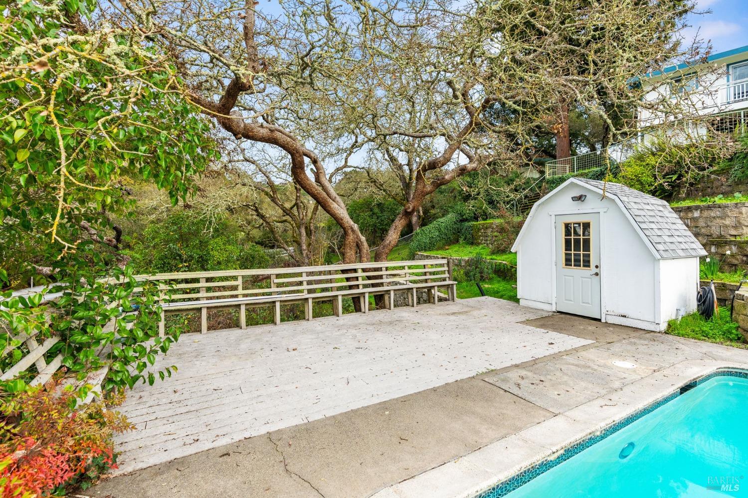 10 Chapel Hill Drive