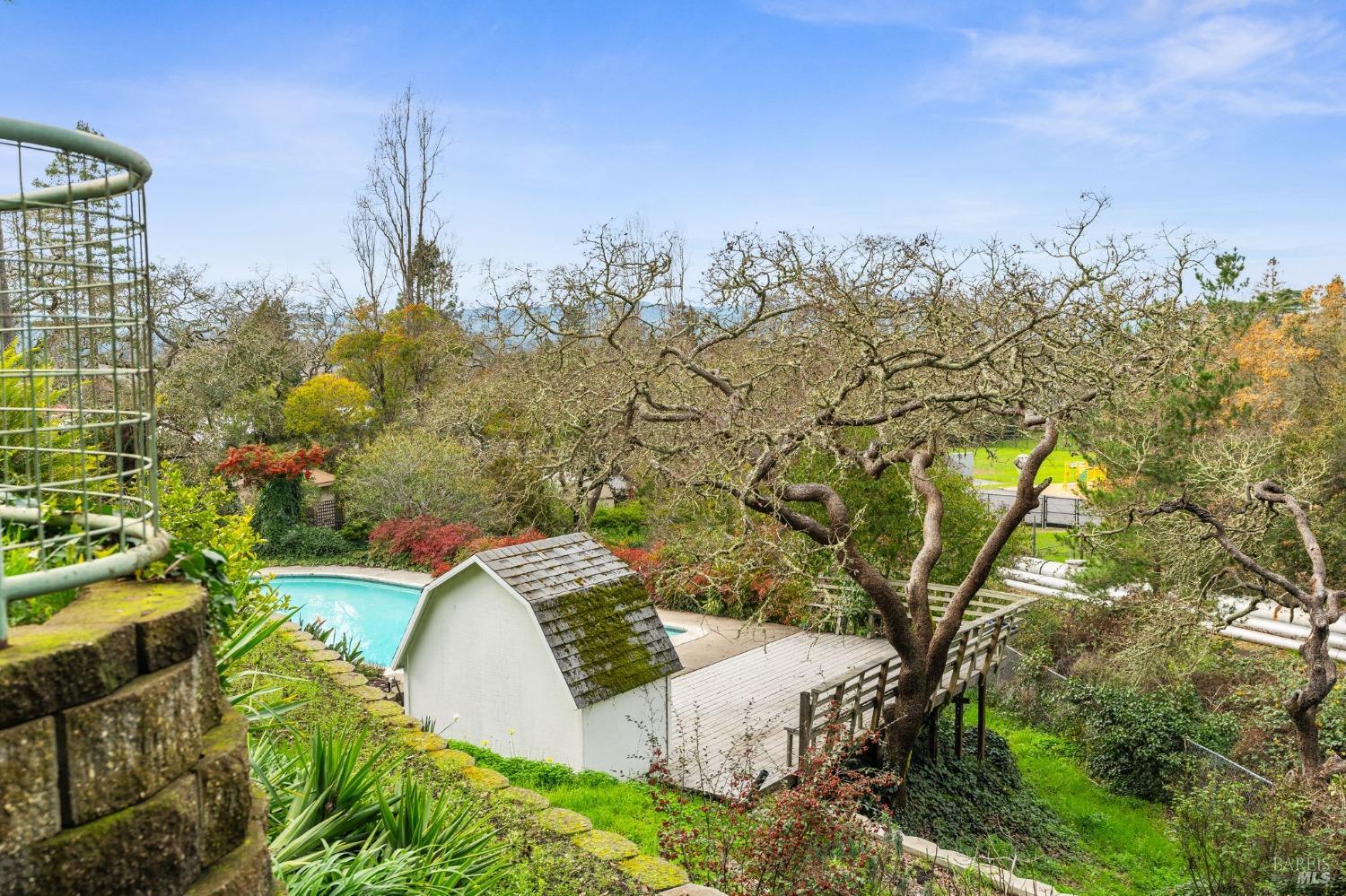 10 Chapel Hill Drive