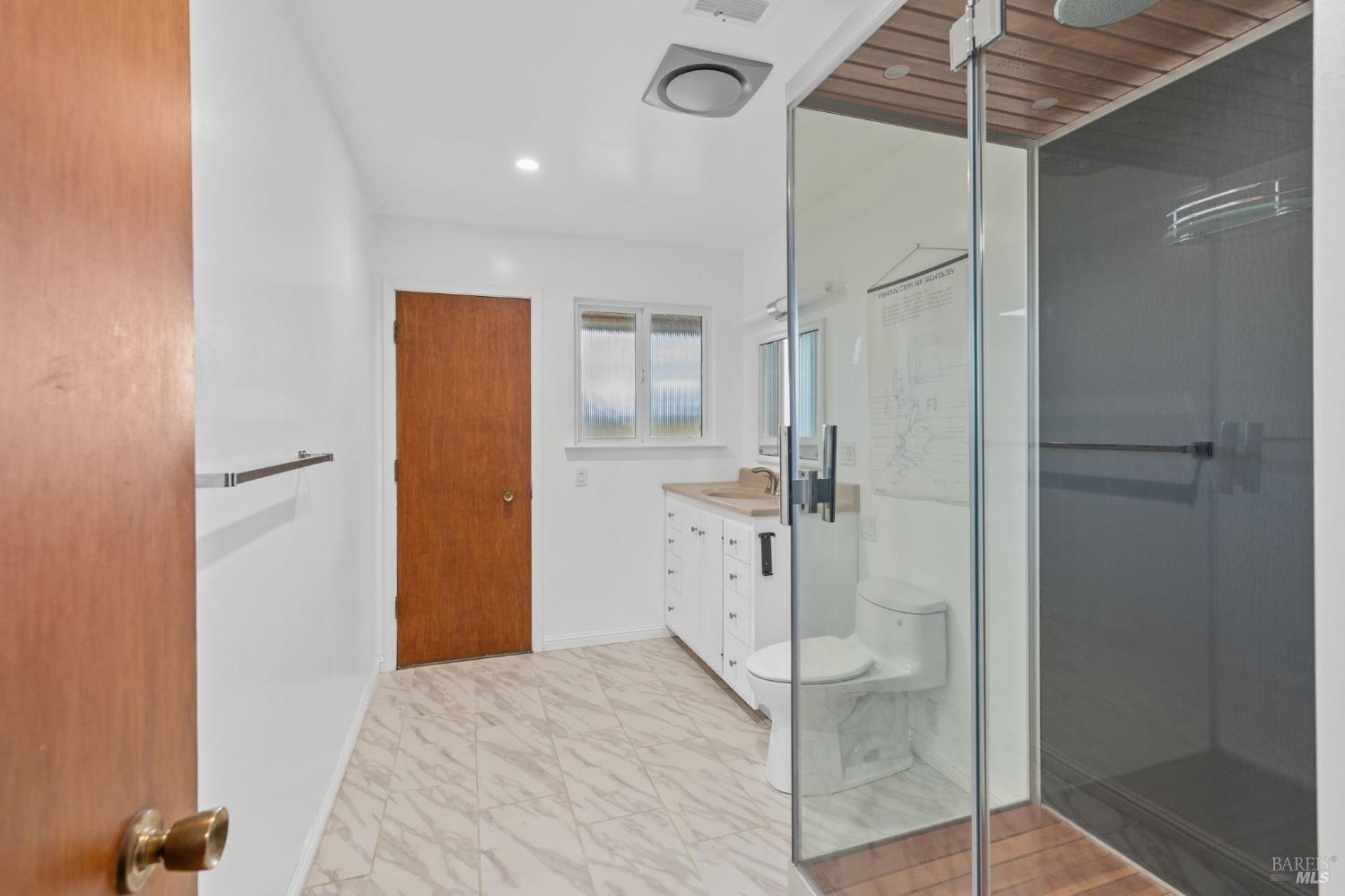 10 Chapel Hill Drive