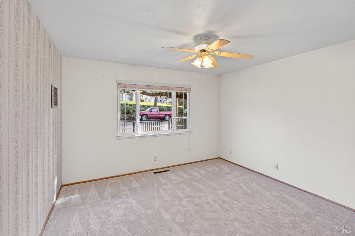 10 Chapel Hill Drive