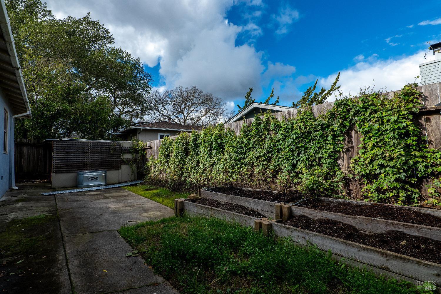 42 Julian Avenue Unit: 2