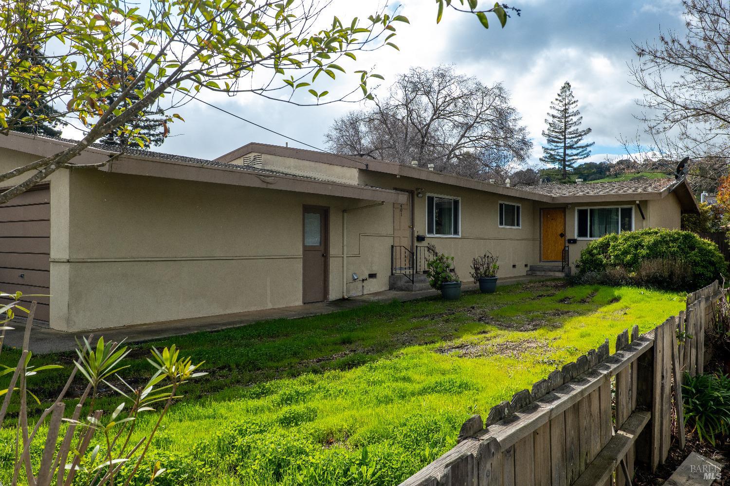 401 Underhill Drive Unit: 2