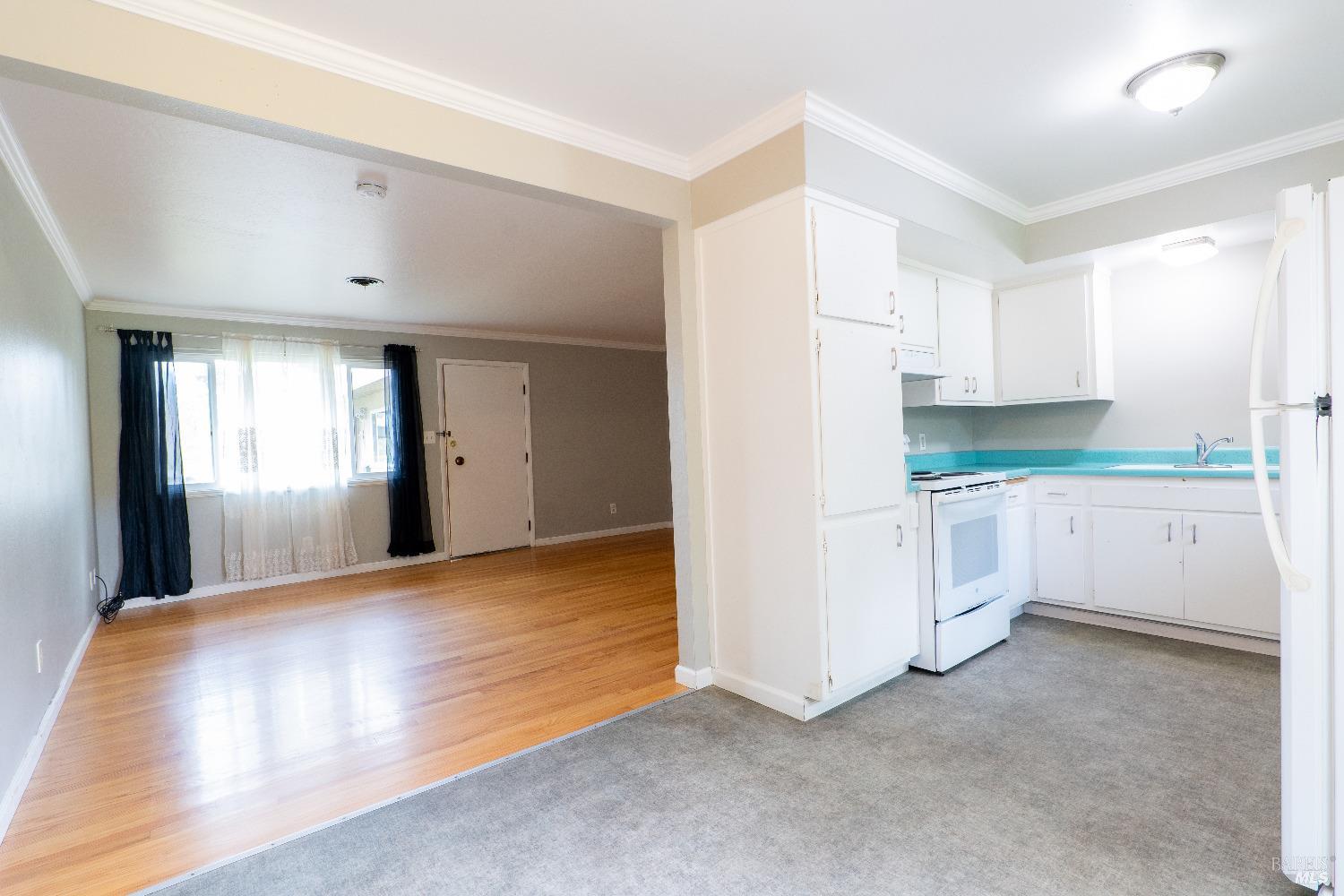 401 Underhill Drive Unit: 2