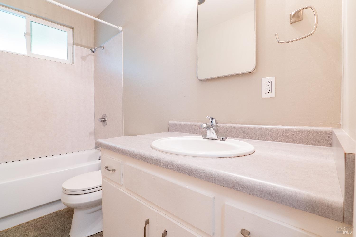 401 Underhill Drive Unit: 2