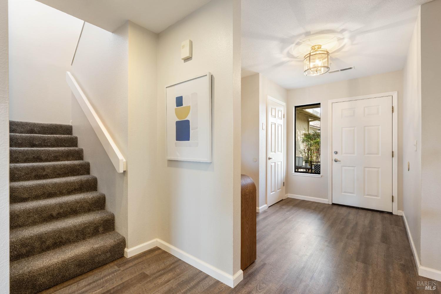 1638 San Vicente Avenue