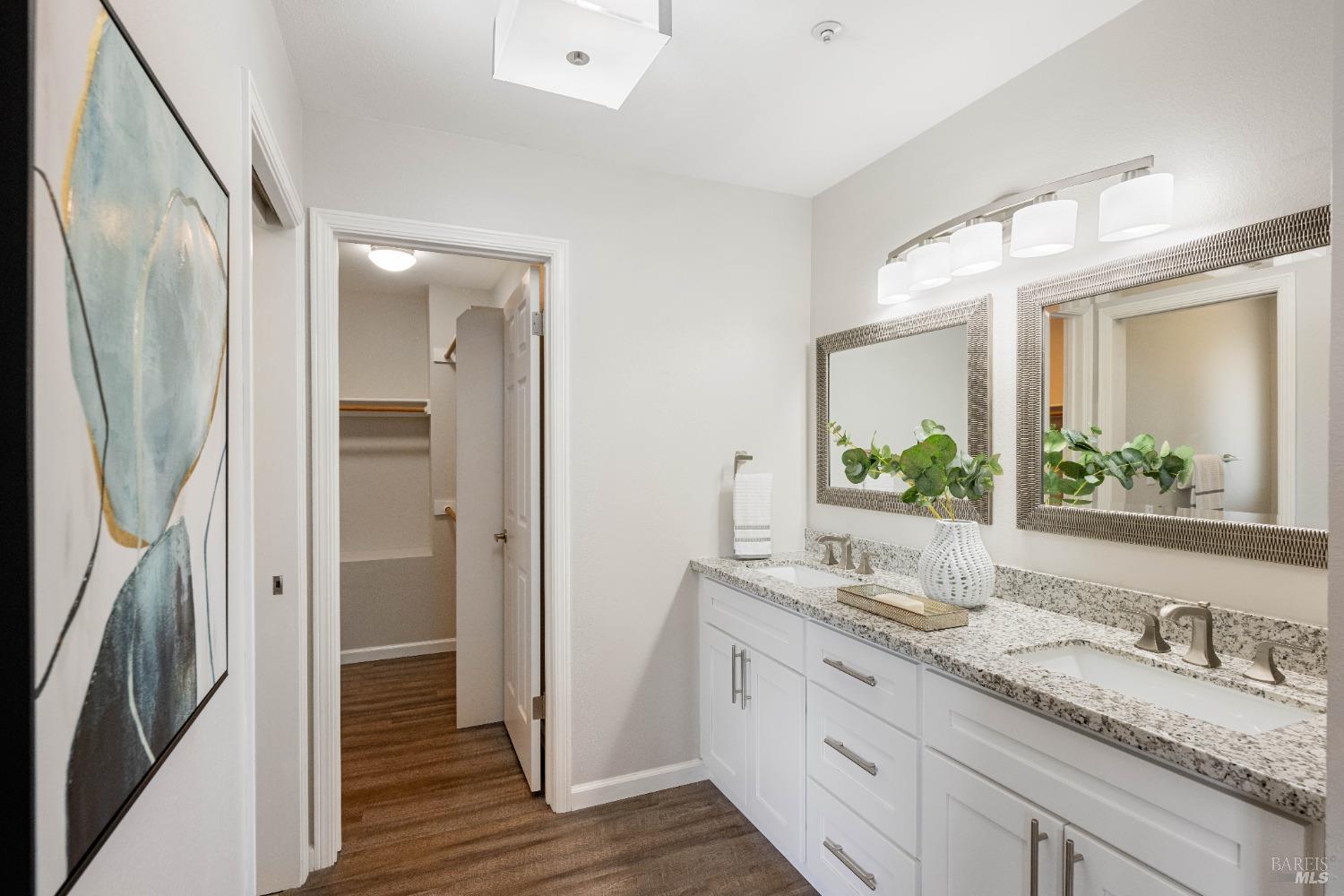 1638 San Vicente Avenue