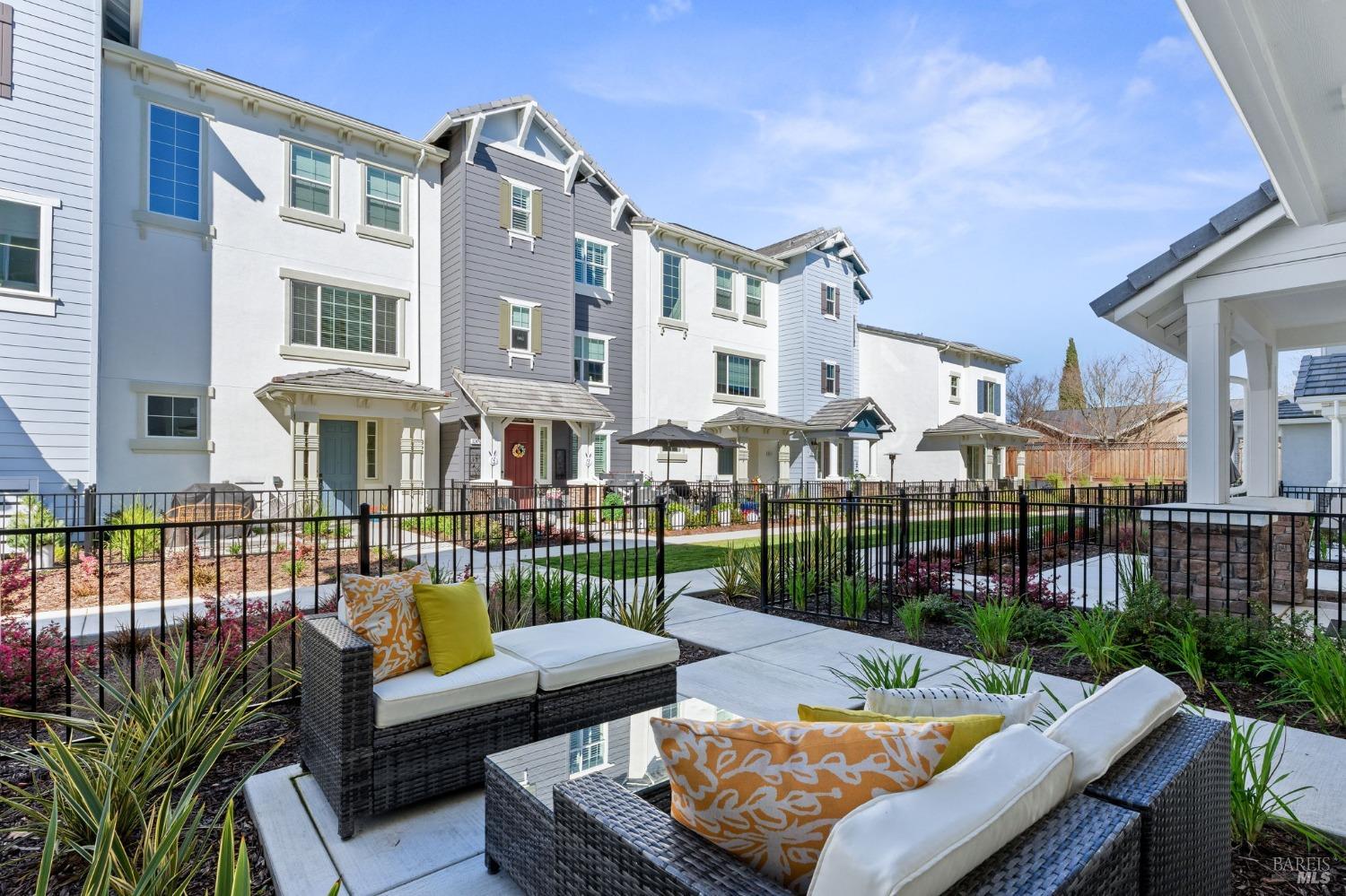 336 Pear Tree Ter #C