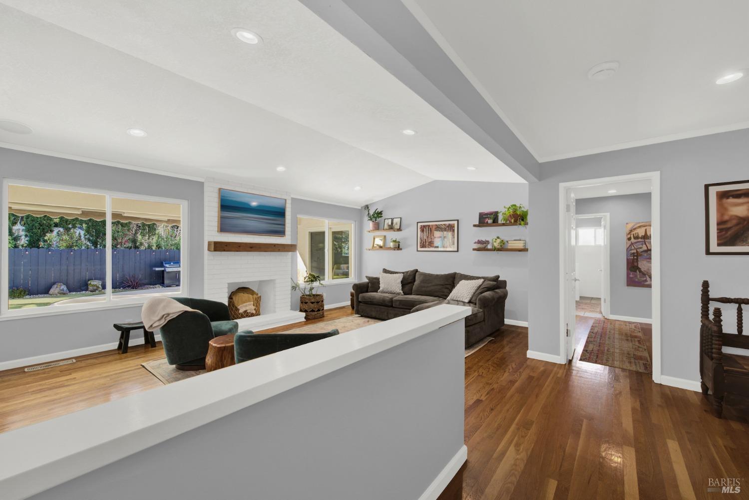 2671 W Pueblo Avenue