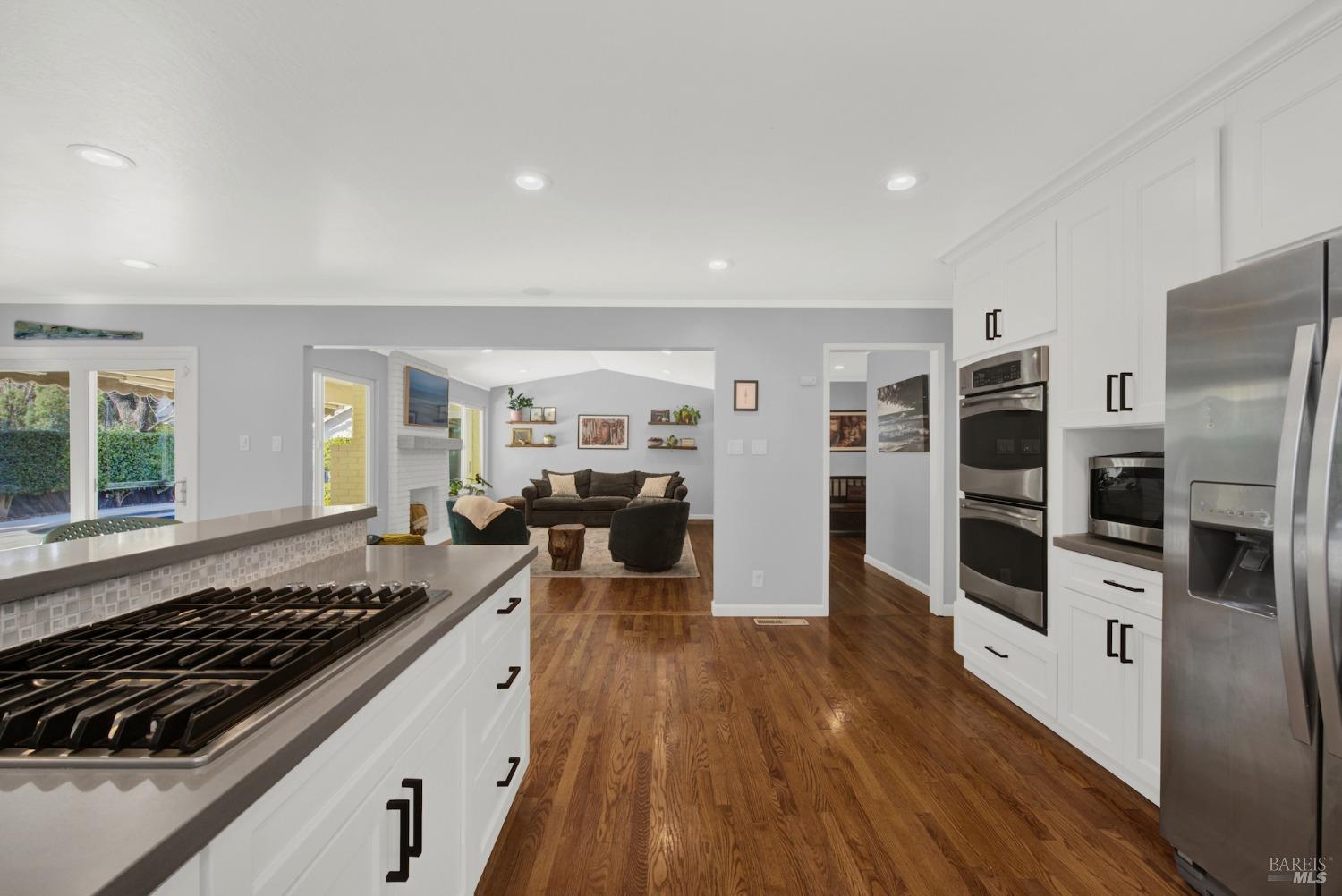 2671 W Pueblo Avenue