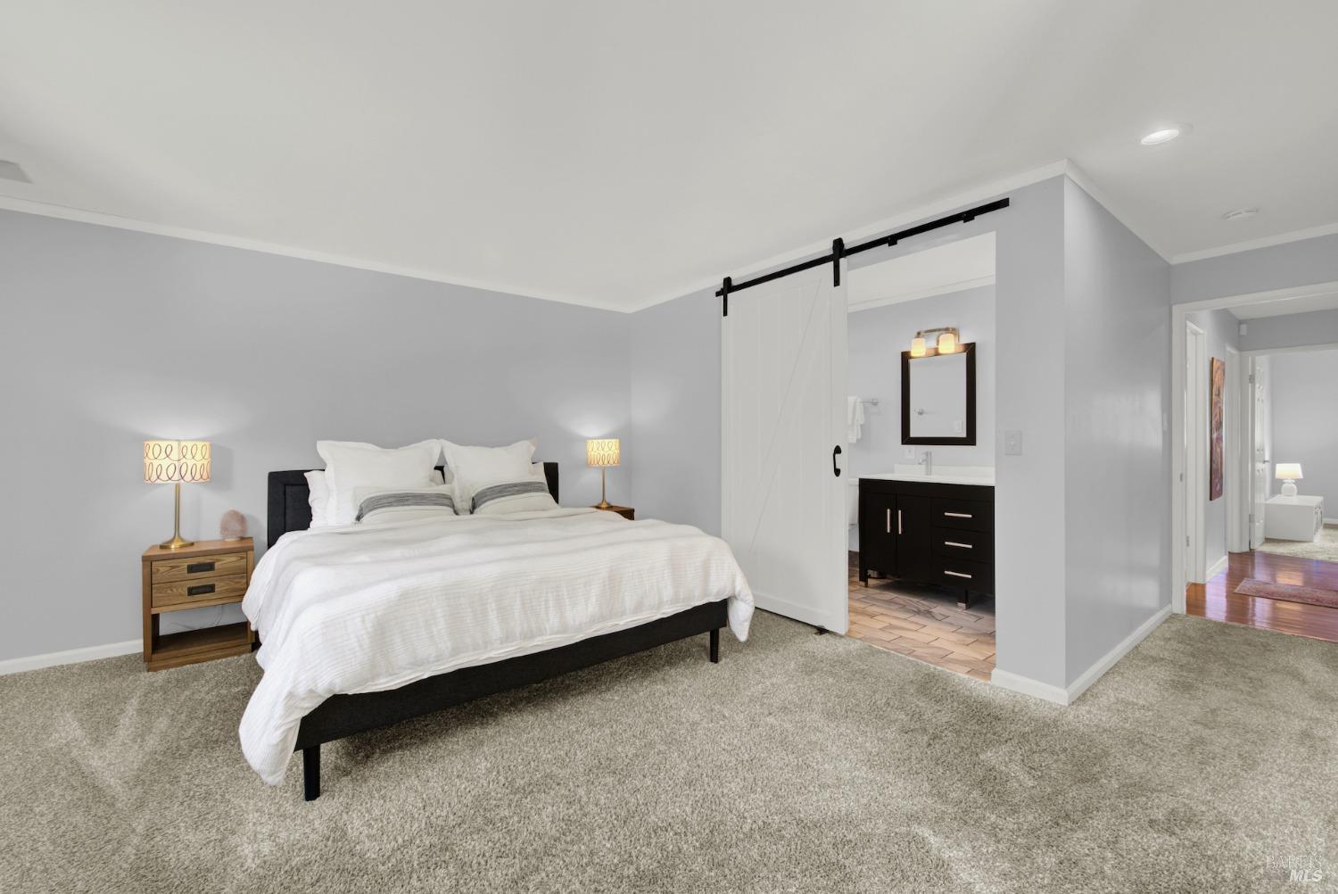 2671 W Pueblo Avenue