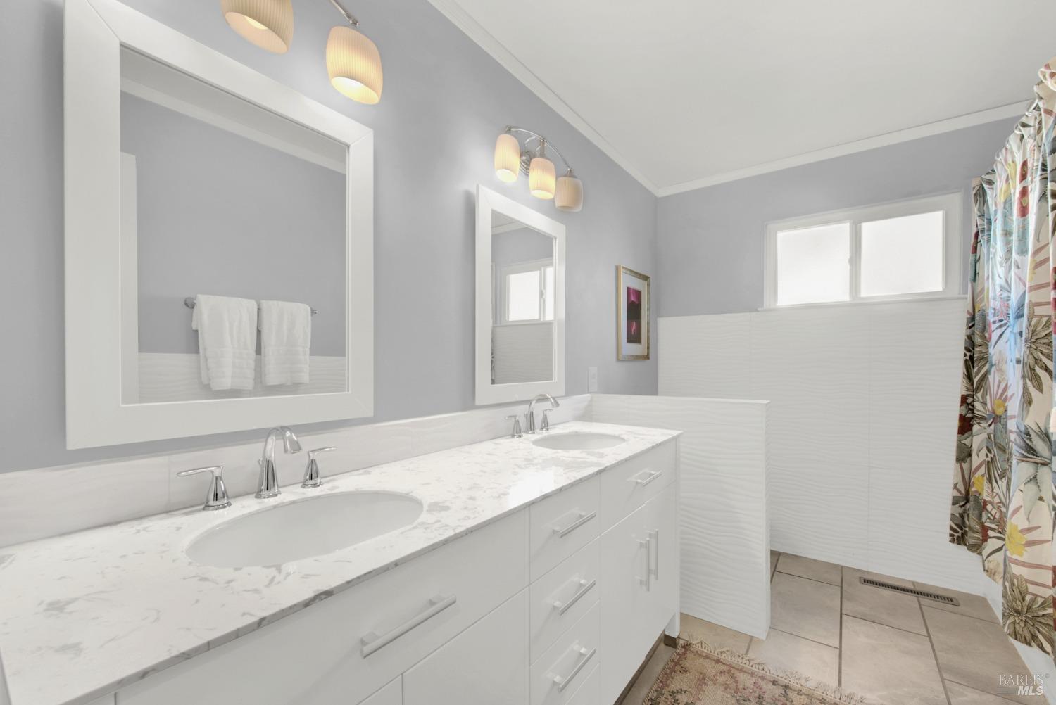 2671 W Pueblo Avenue