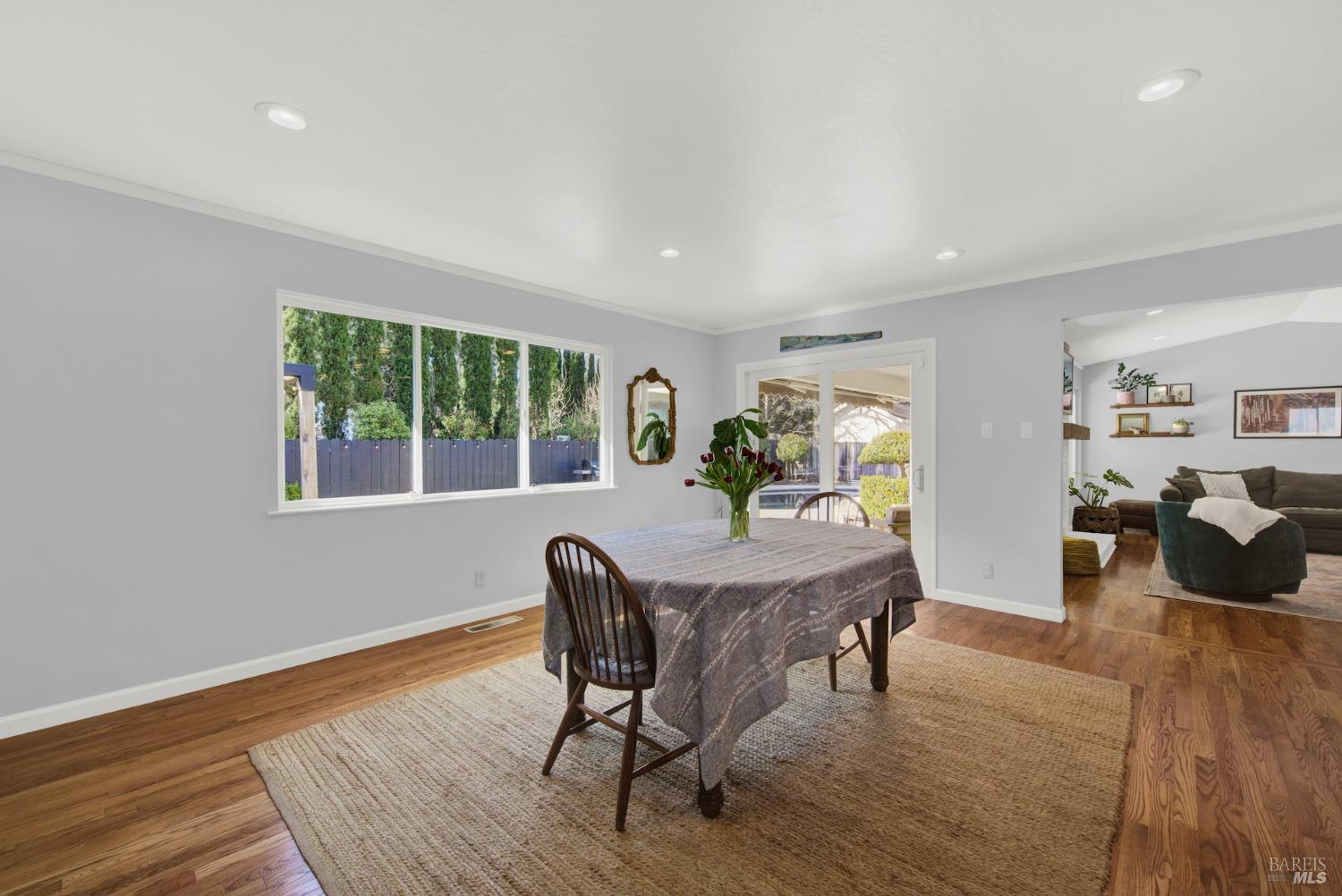 2671 W Pueblo Avenue