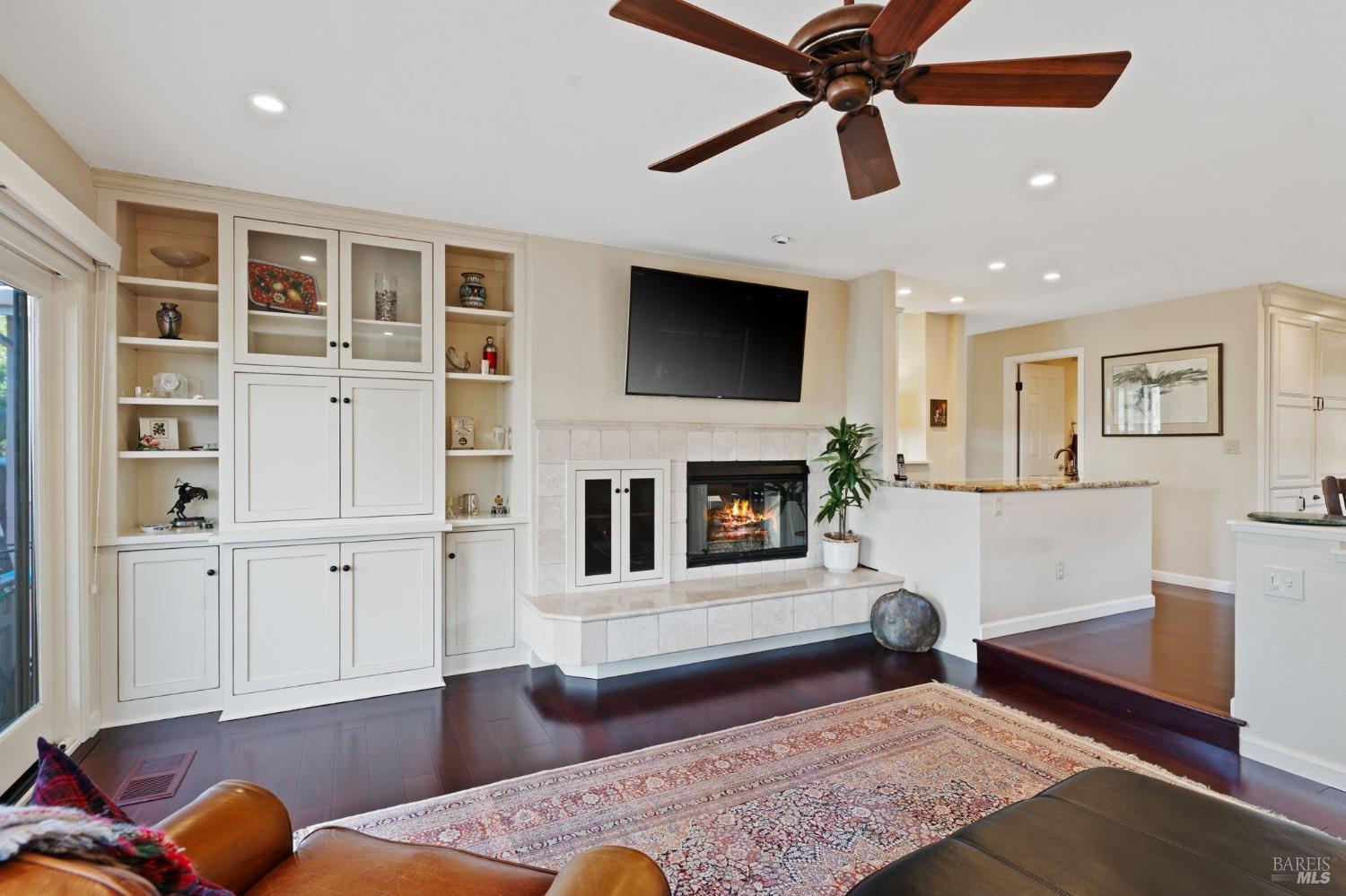 120 Silverado Springs Dr