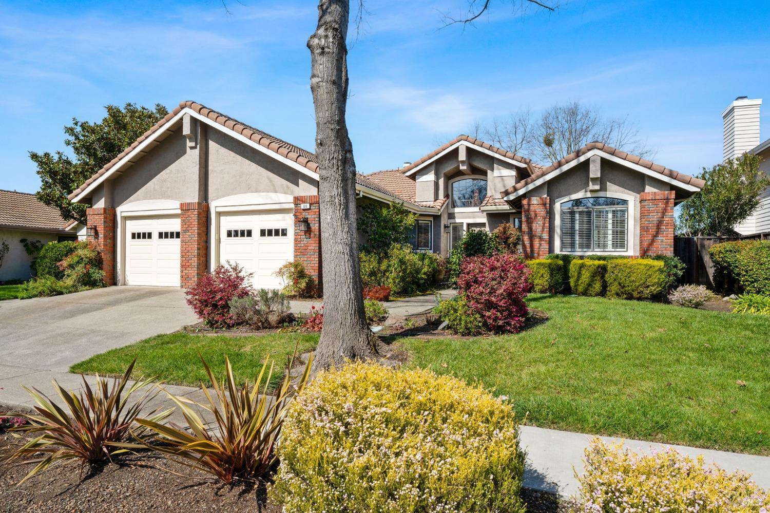 120 Silverado Springs Dr