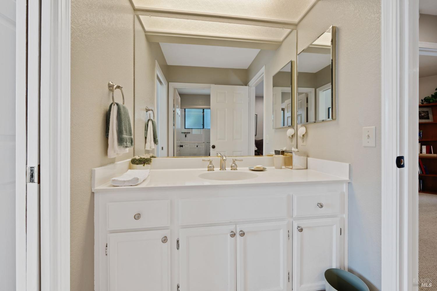 120 Silverado Springs Dr