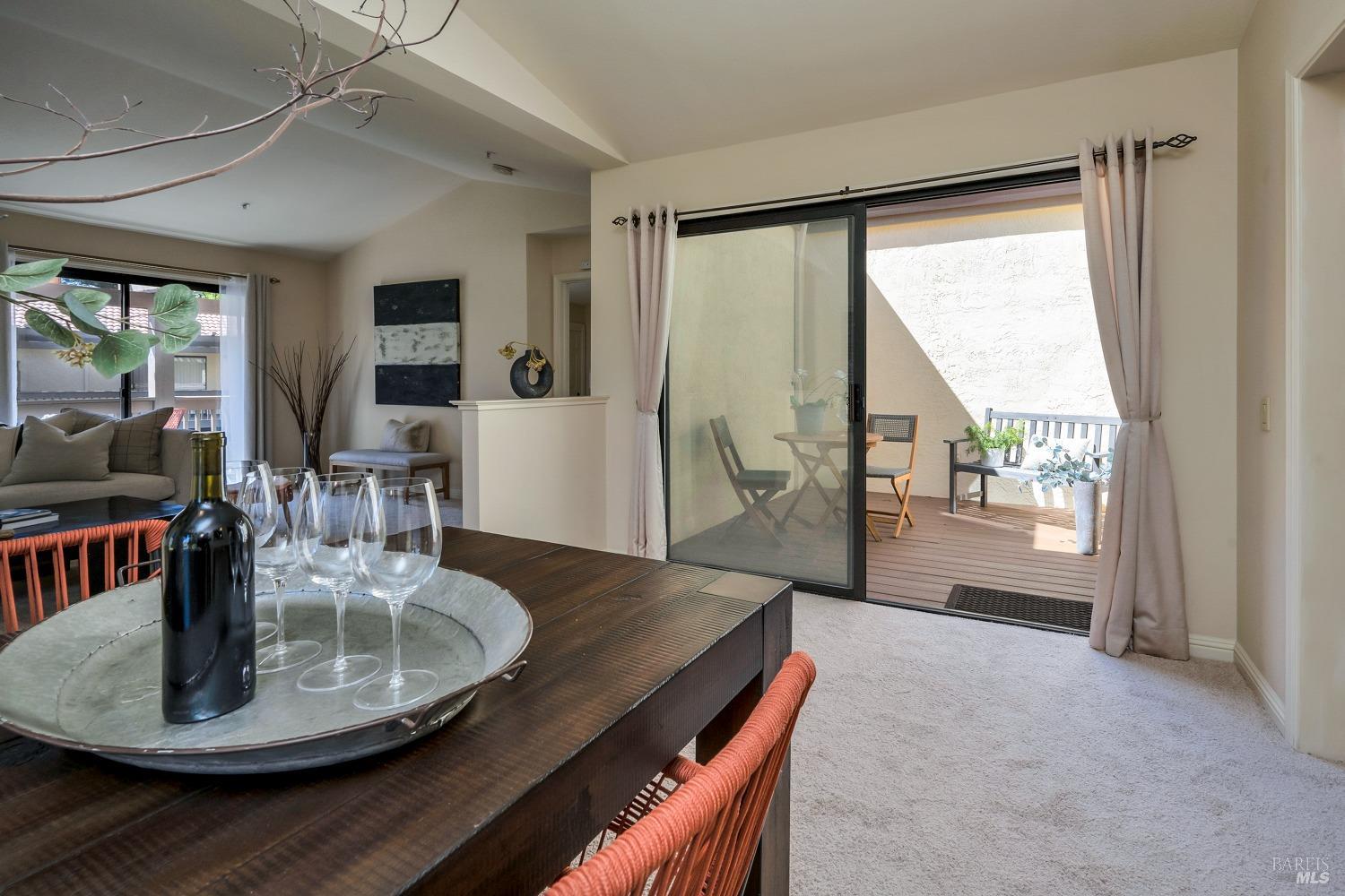 41 Fountain Grove Cir