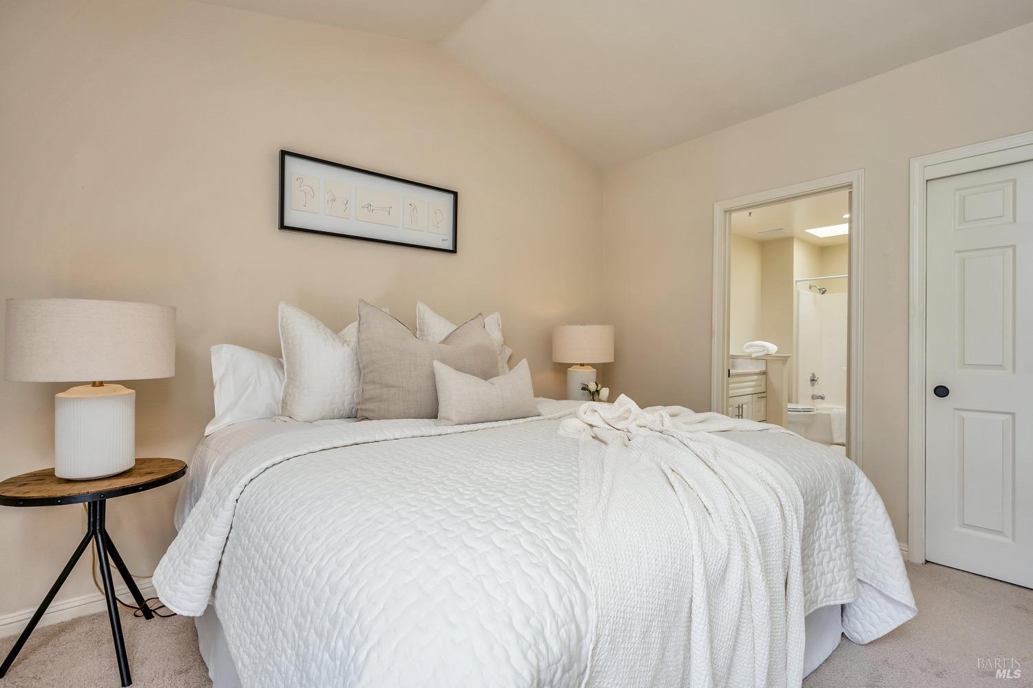 41 Fountain Grove Cir