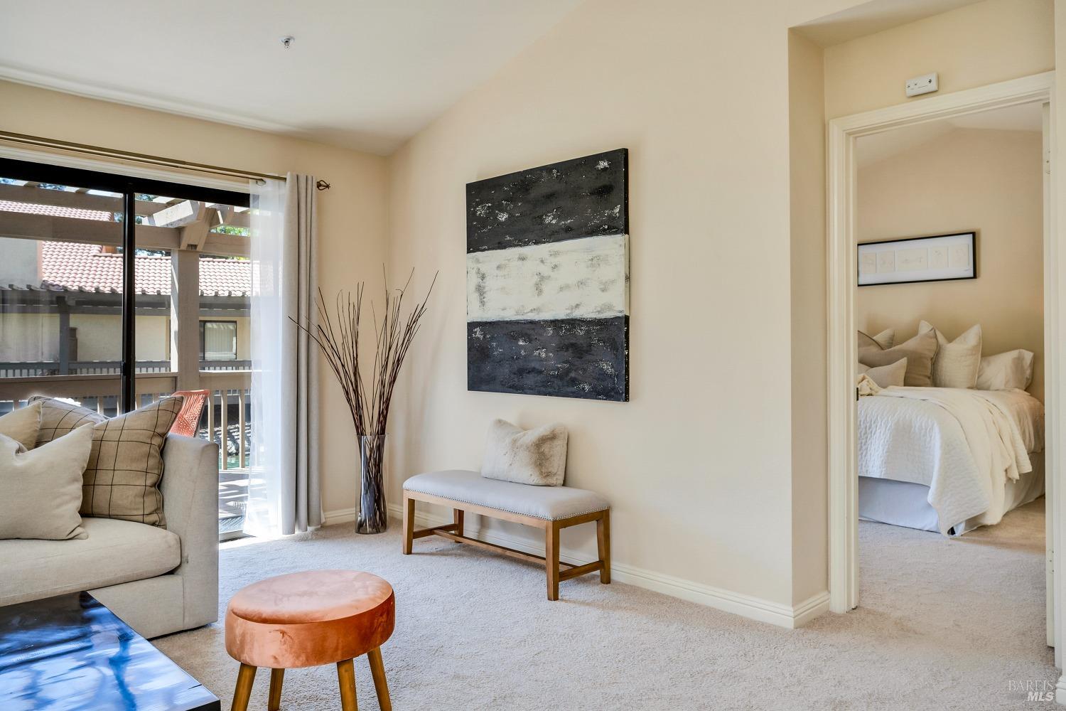 41 Fountain Grove Cir