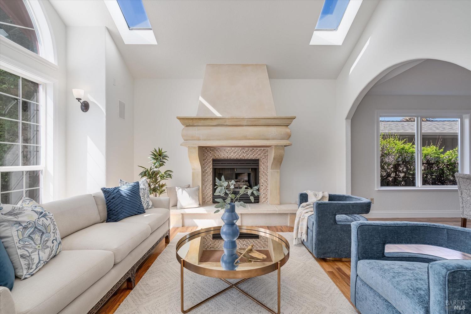 1190 River Park Blvd