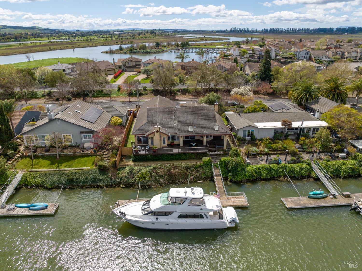 1190 River Park Blvd