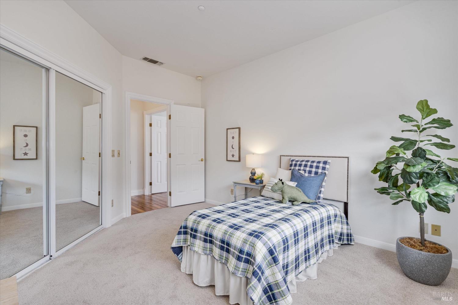 1190 River Park Blvd