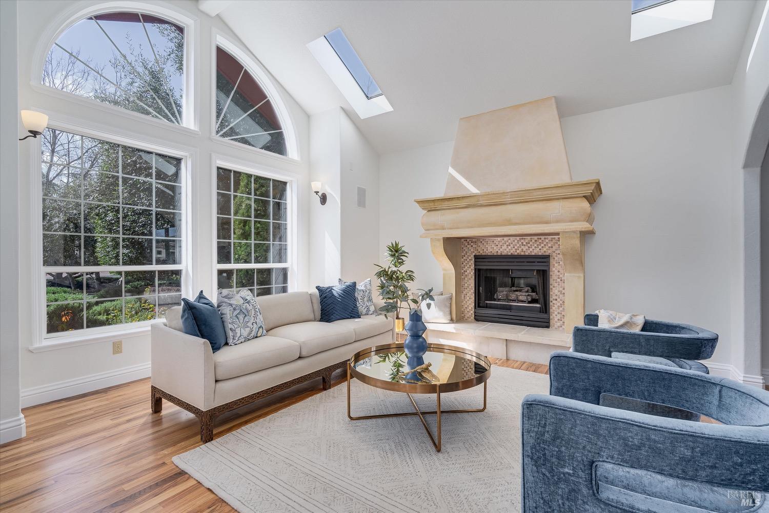 1190 River Park Blvd