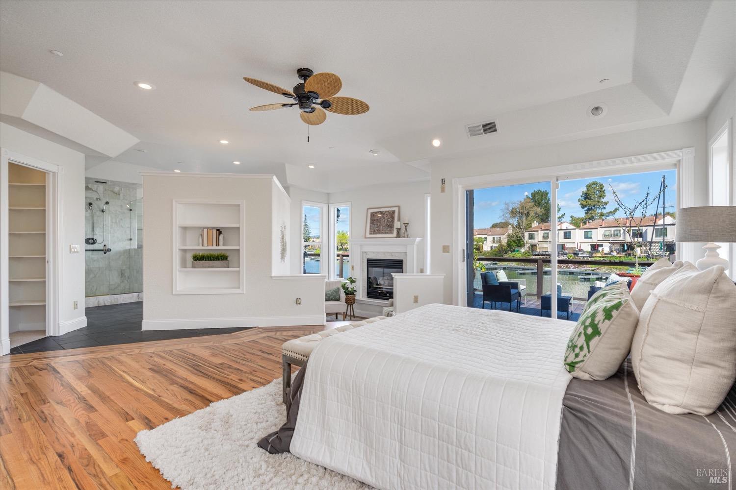 1190 River Park Blvd