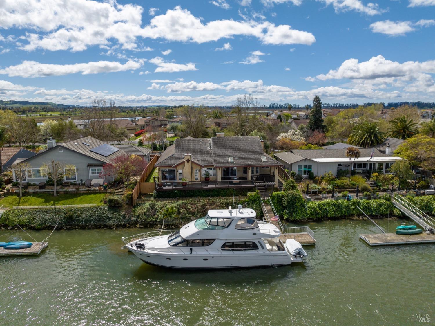 1190 River Park Blvd