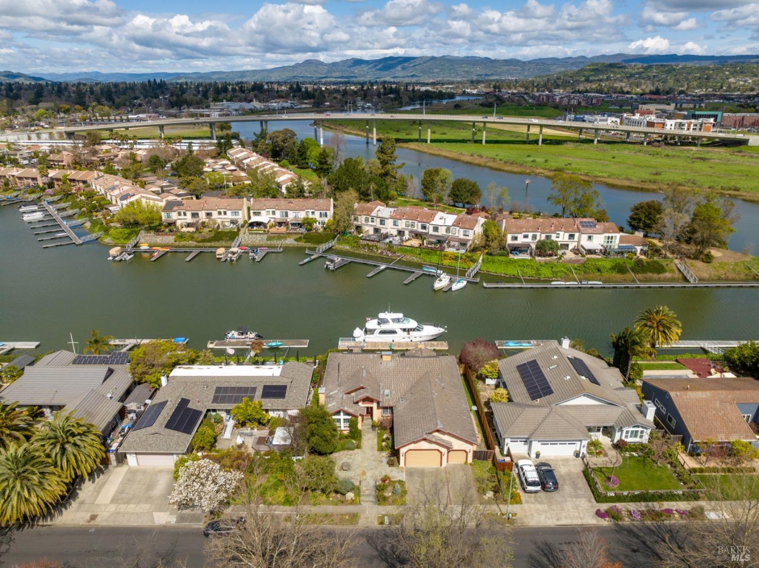 1190 River Park Blvd