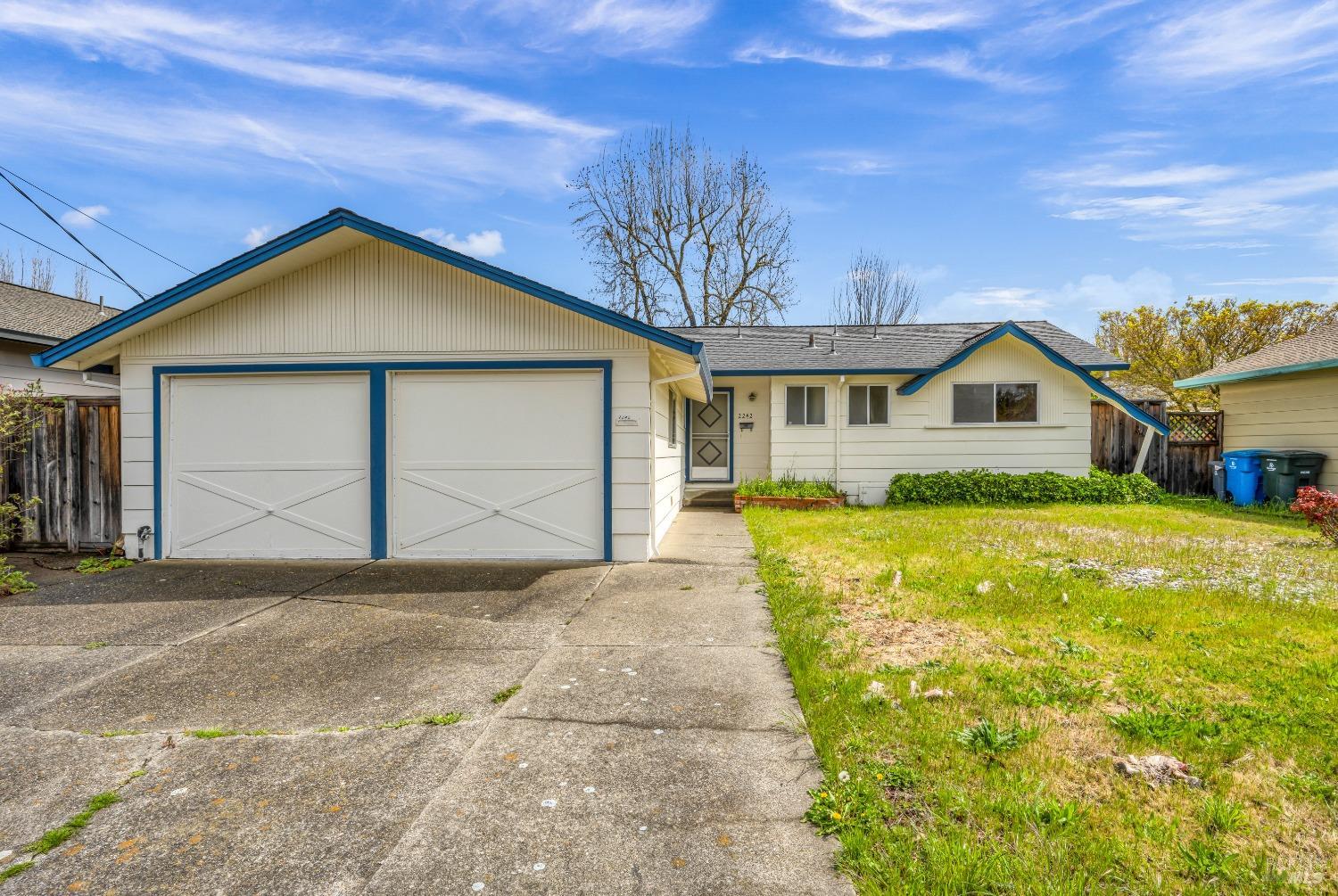 2242 Cheyenne Dr