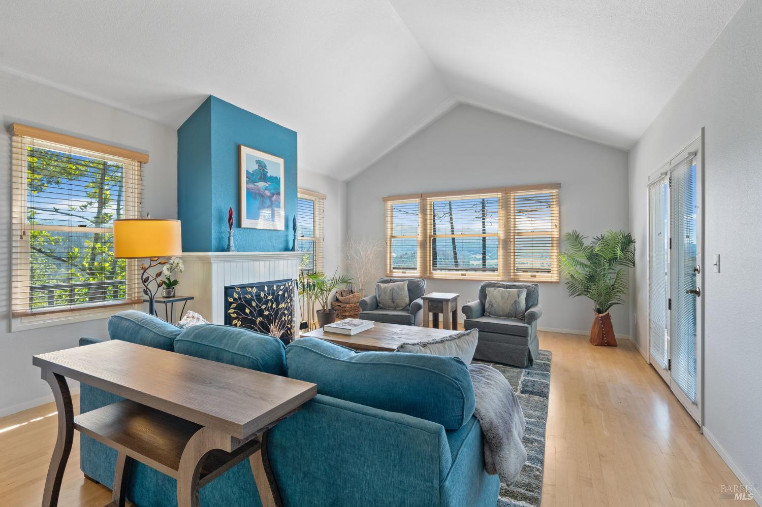 566 Community Hall Ln