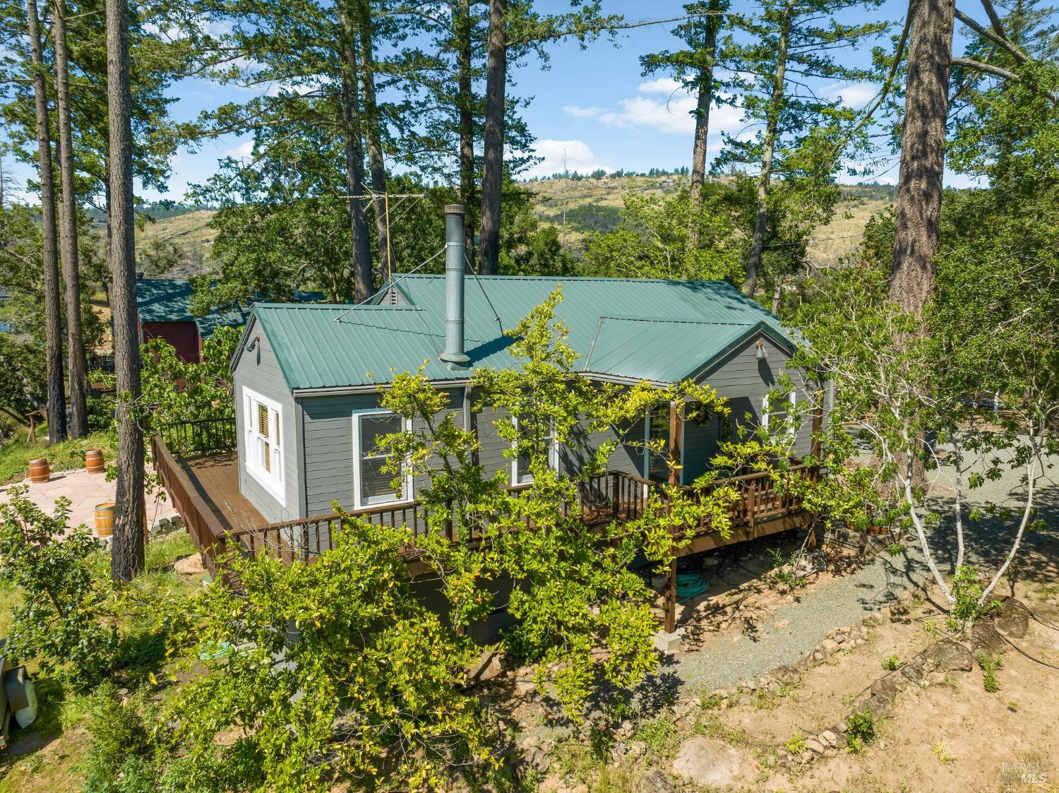 566 Community Hall Ln