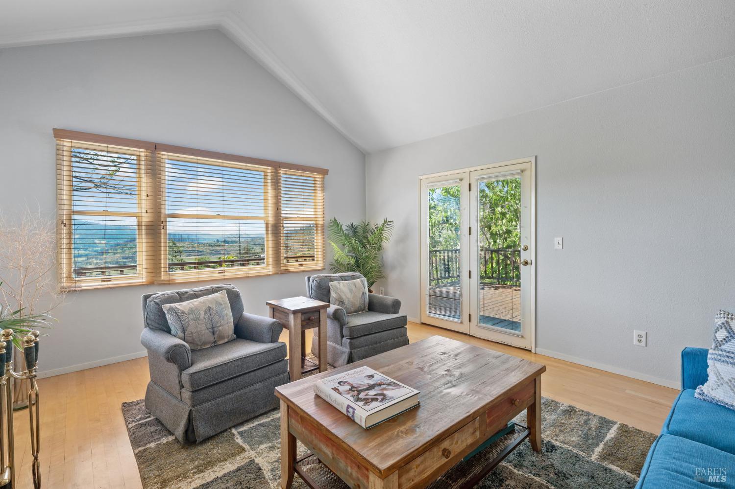 566 Community Hall Ln