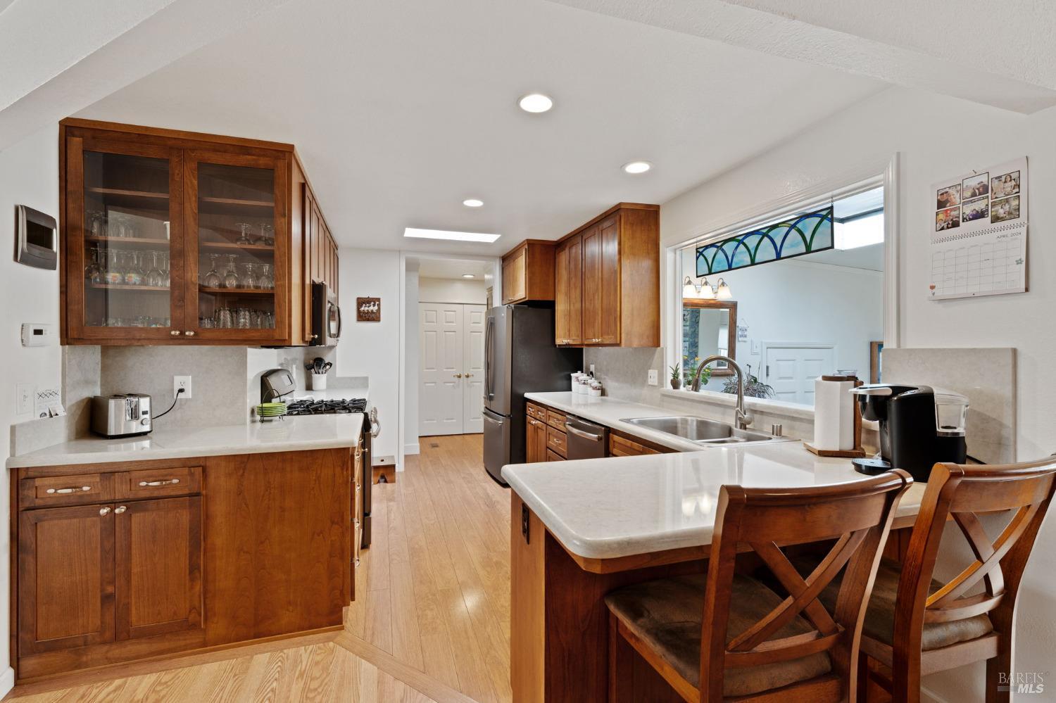 116 Falcon Crest Cir