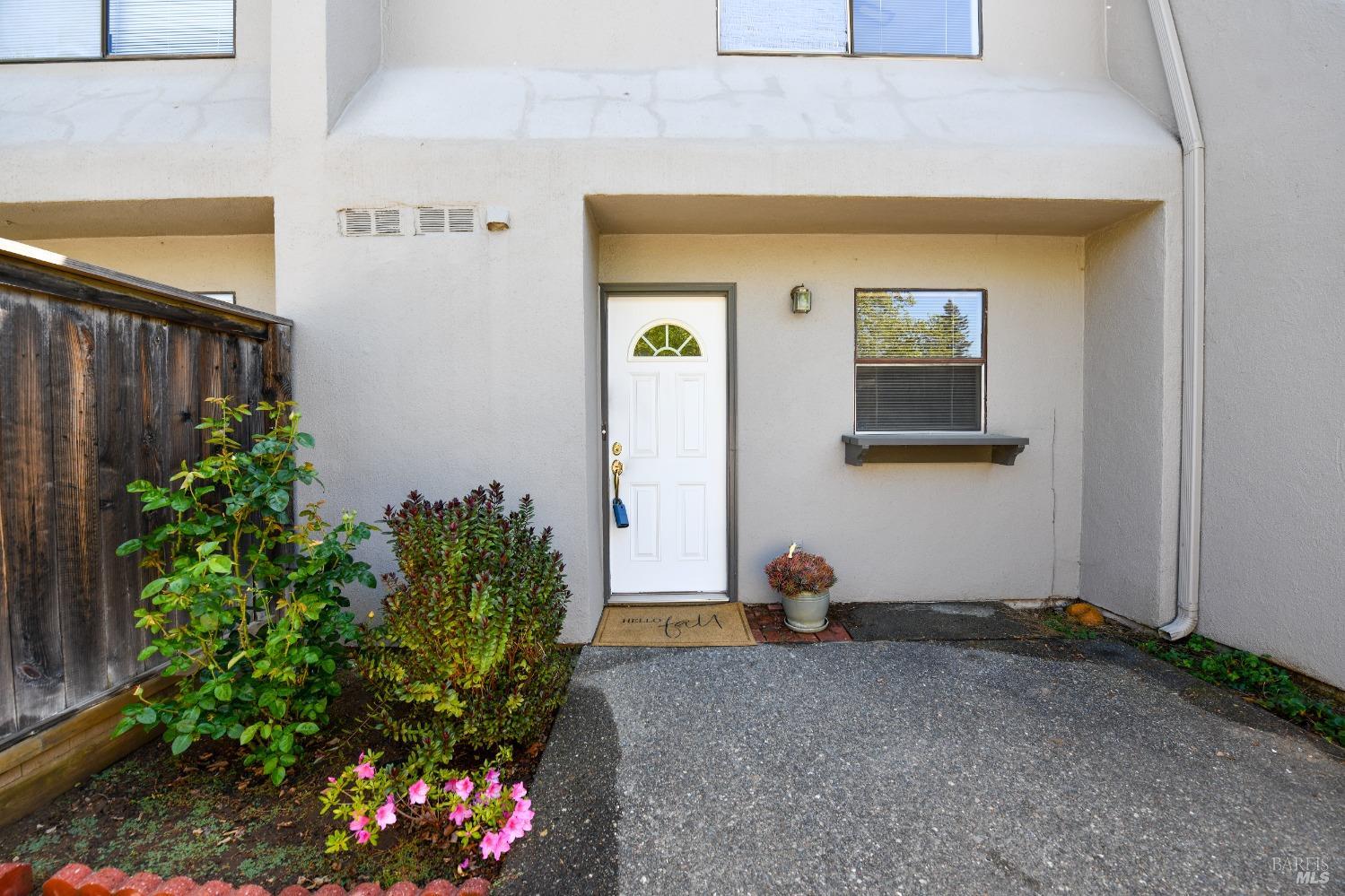 3462 Shelter Creek Dr