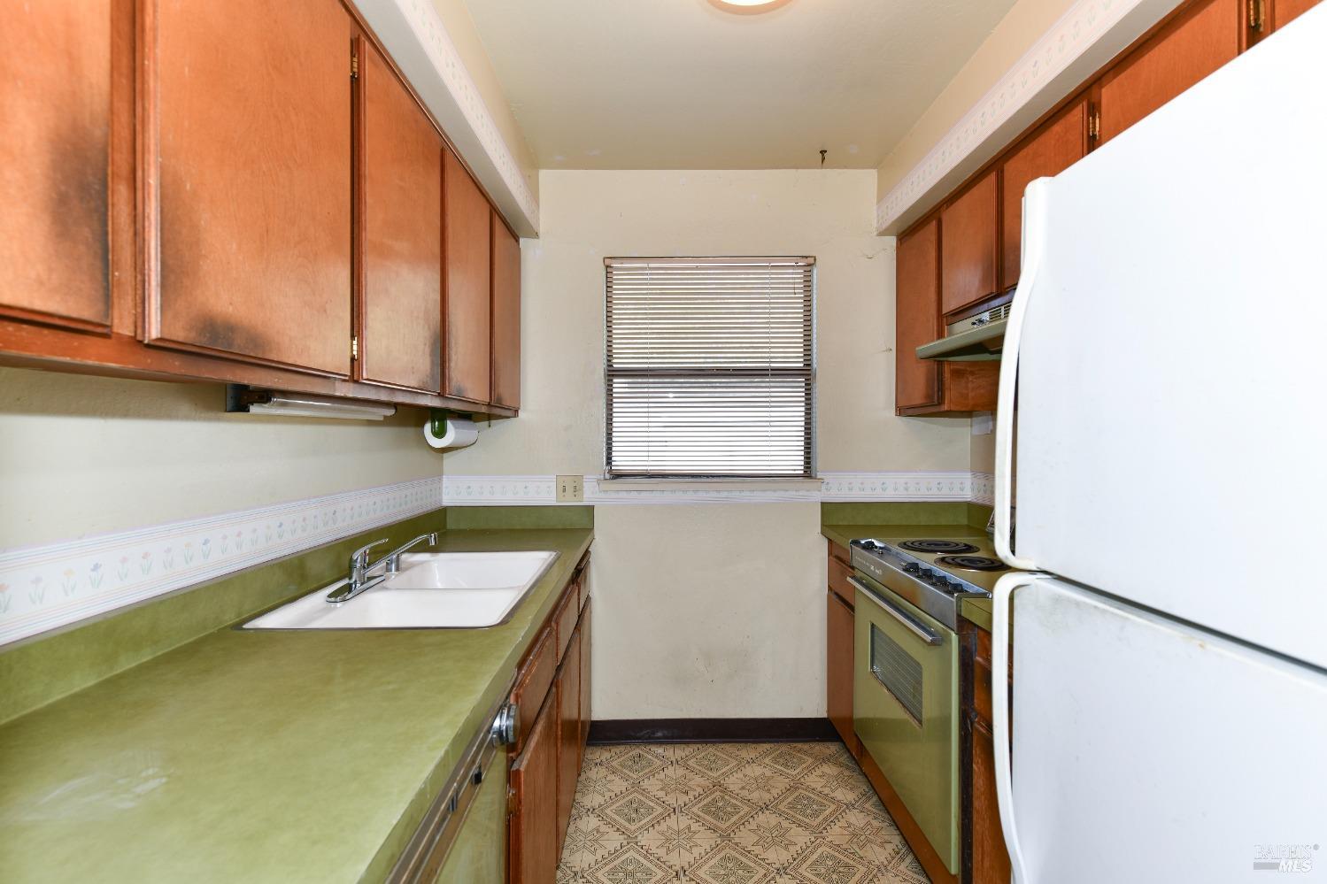 3462 Shelter Creek Dr