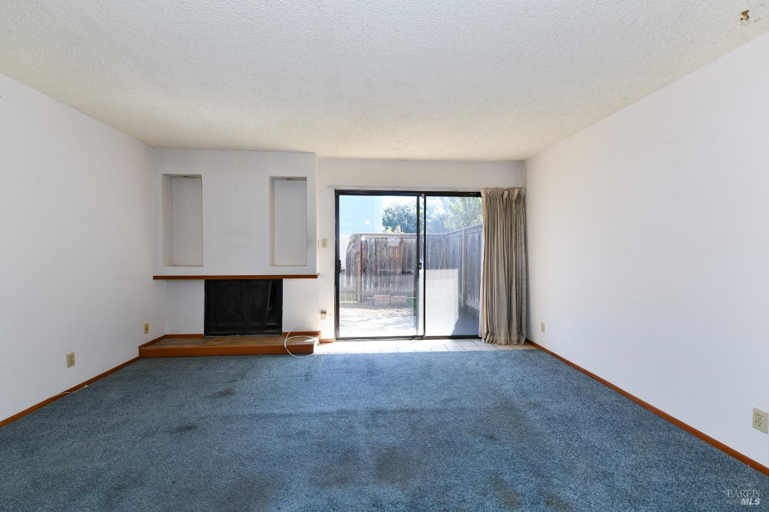 3462 Shelter Creek Dr