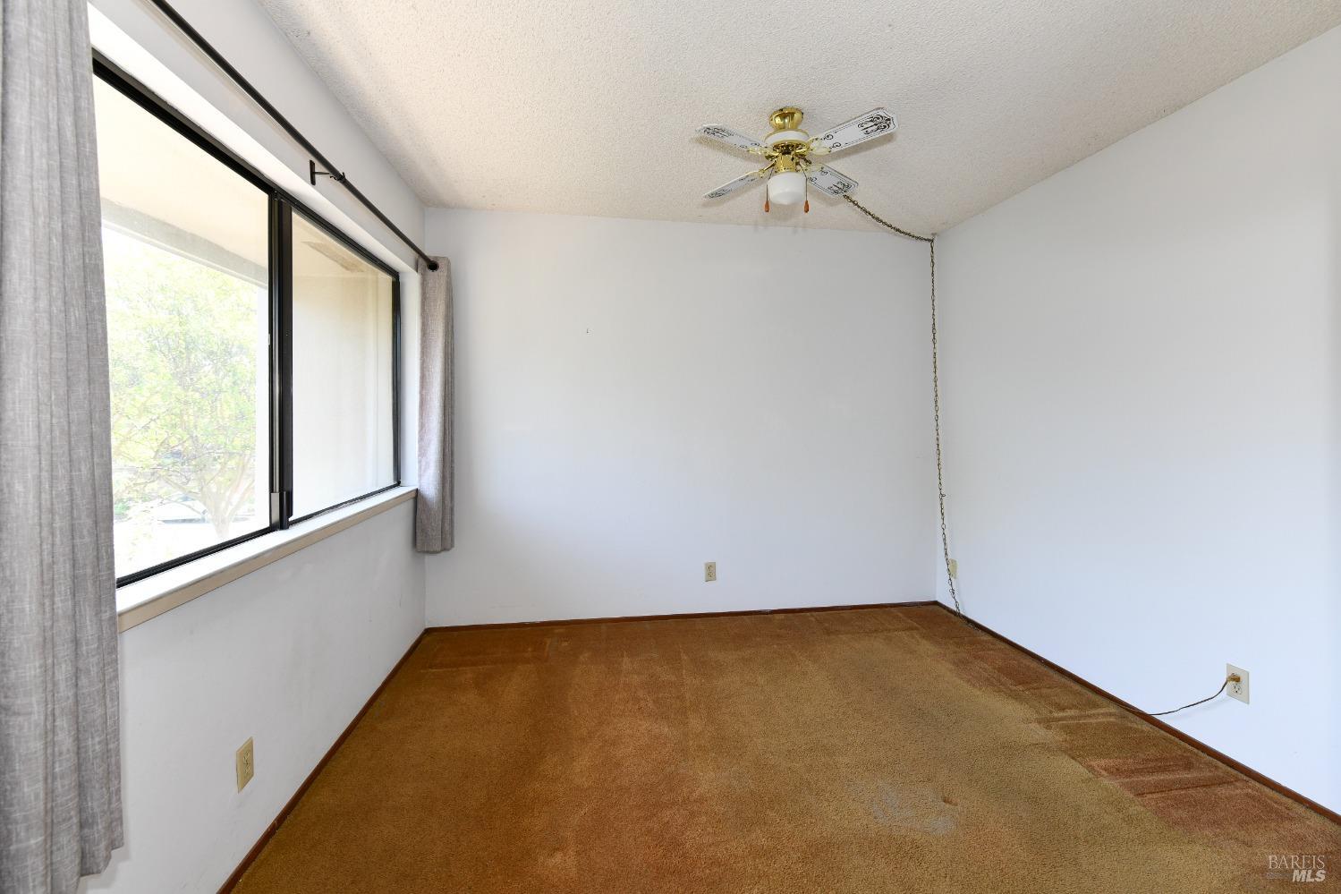 3462 Shelter Creek Dr