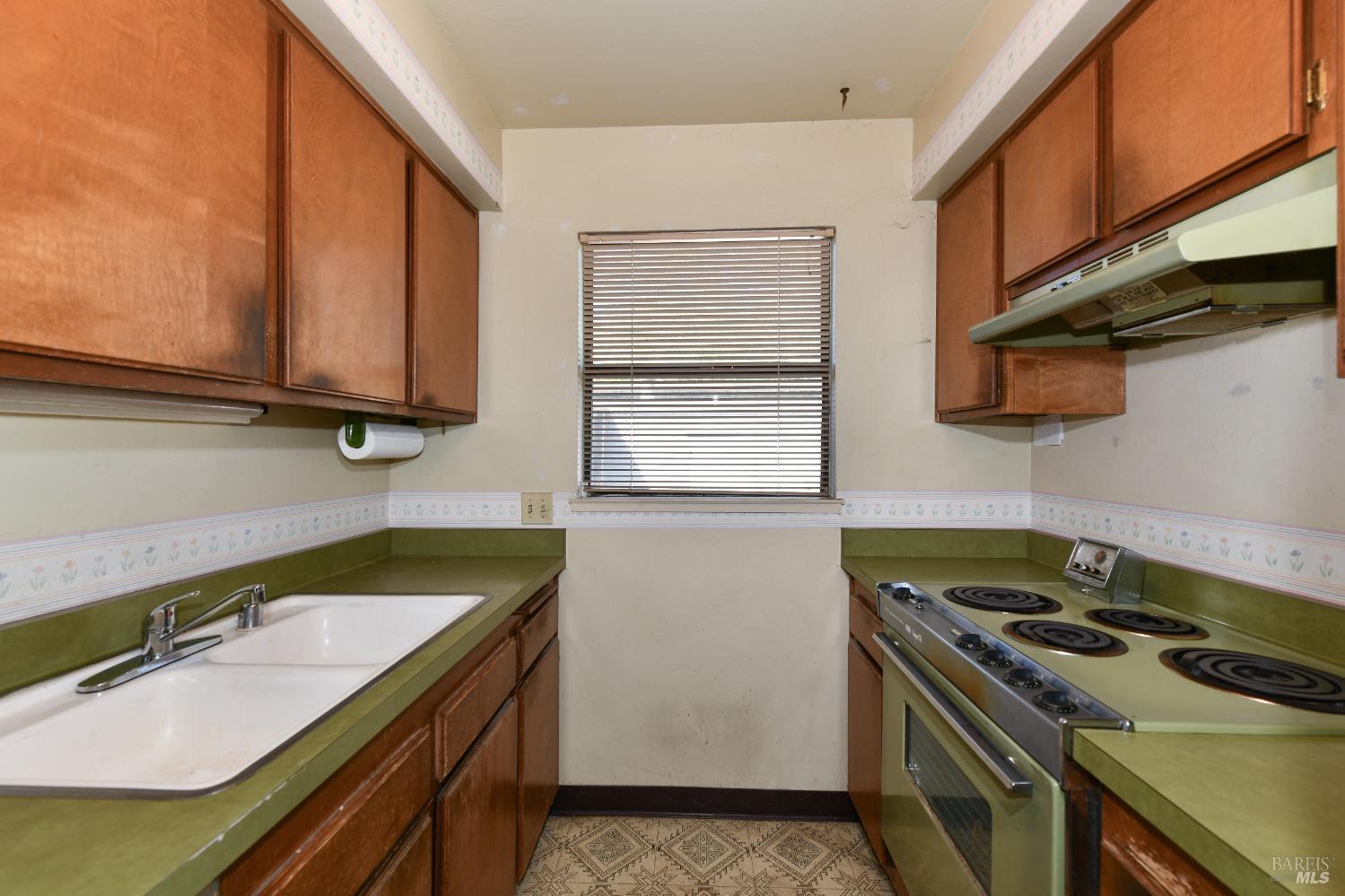 3462 Shelter Creek Dr