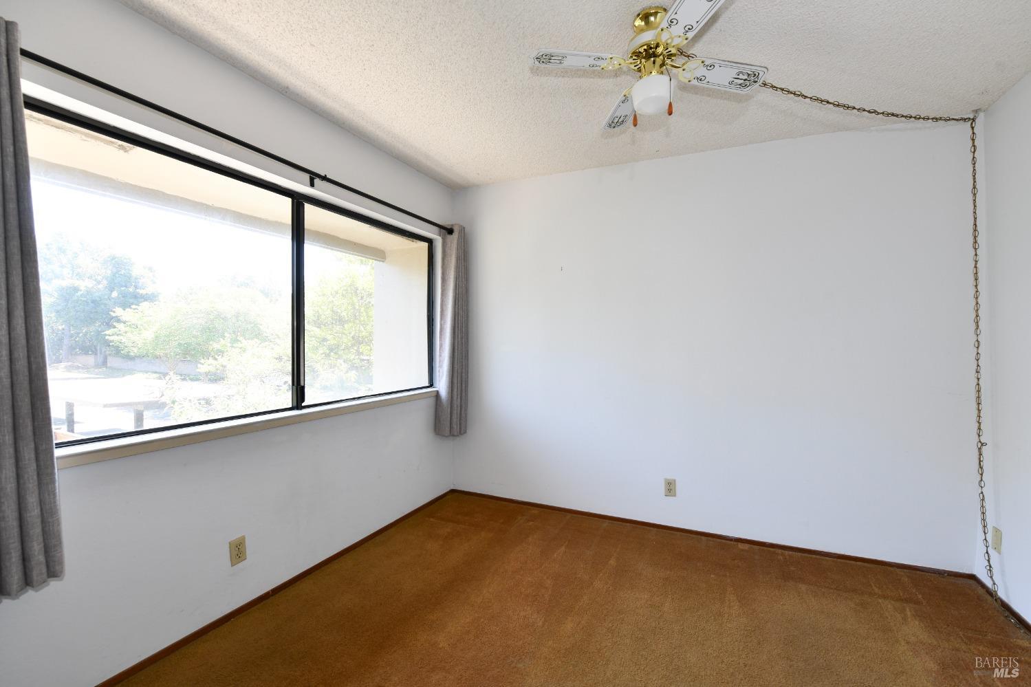 3462 Shelter Creek Dr