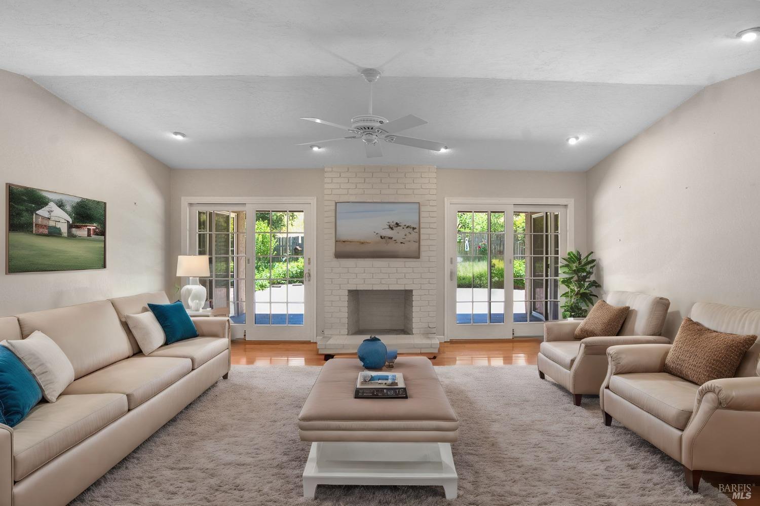 2952 Applewood Court