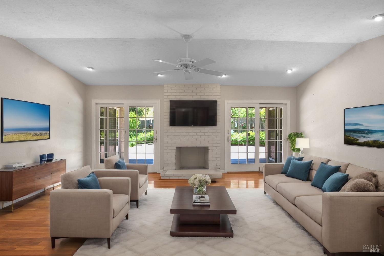 2952 Applewood Court