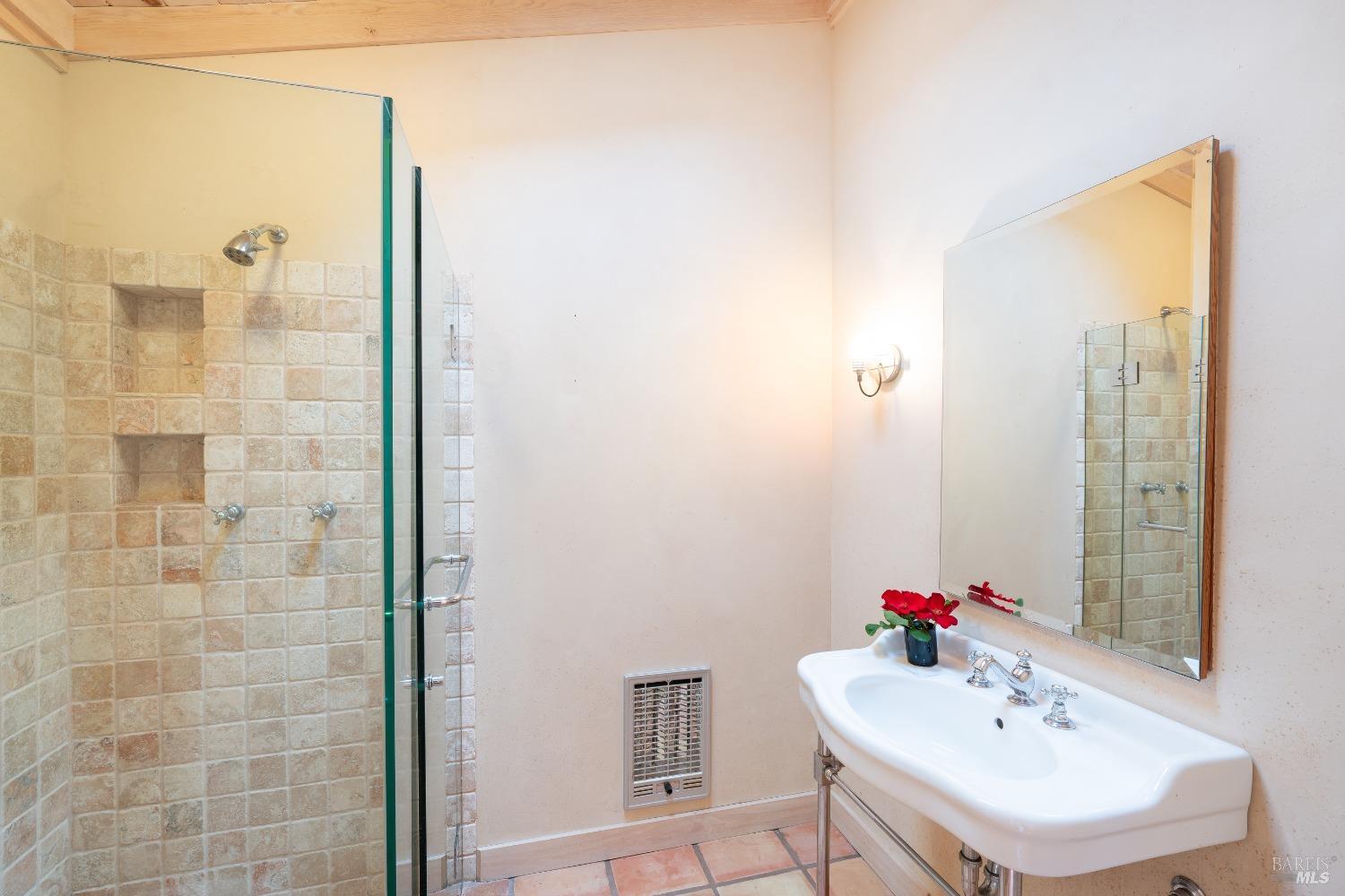 321 Dutch Henry Canyon Rd