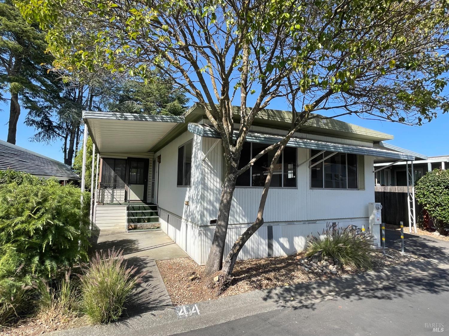 150 Silverado Trl #44